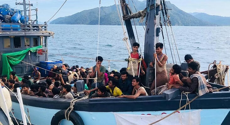 180 Rohingya stranded at sea for weeks feared dead, UN says 'unseaworthy' boat probably sank